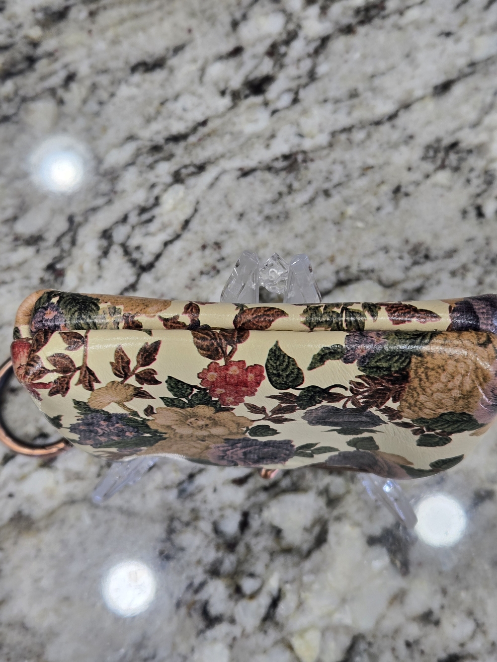 Patricia Nash Cream Floral Kiss-Lock Wristlet with Rose Gold Frame - Picture 4 of 6